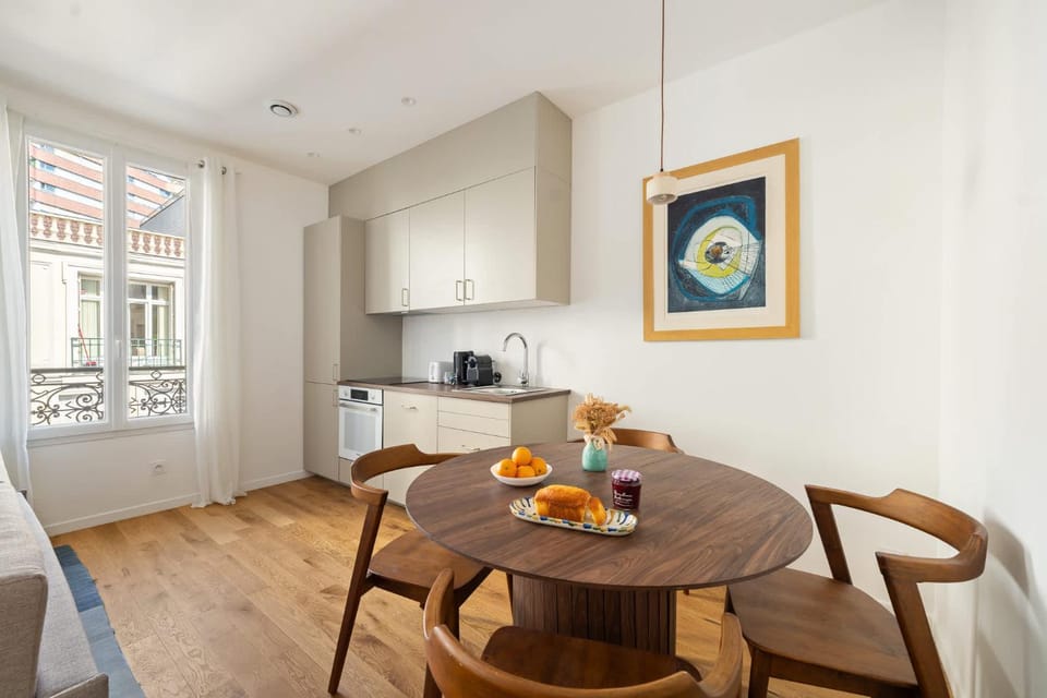 Coffee/tea facilities, Living room, Dining area