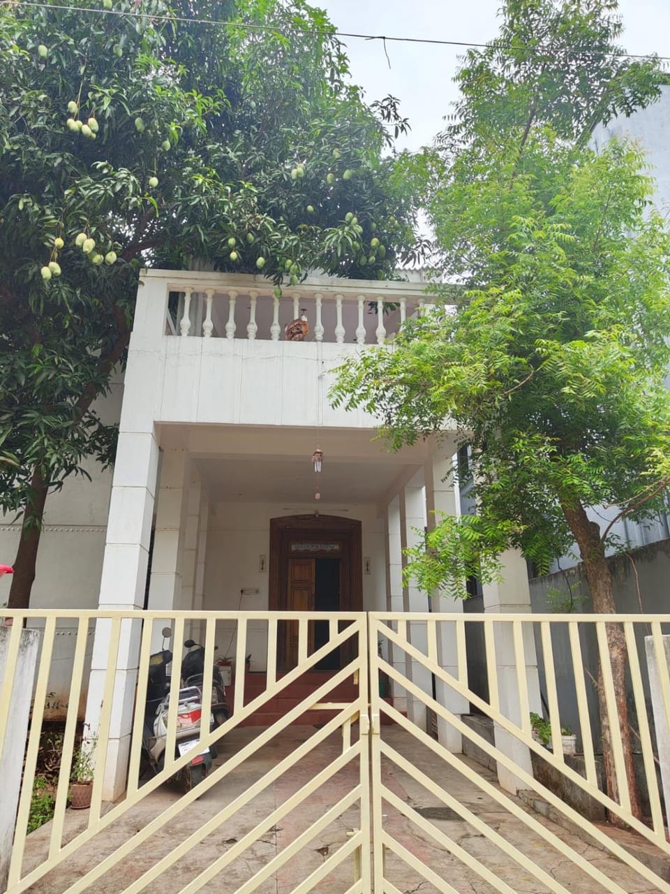 Property building, Internal: Not applicable to any particular room