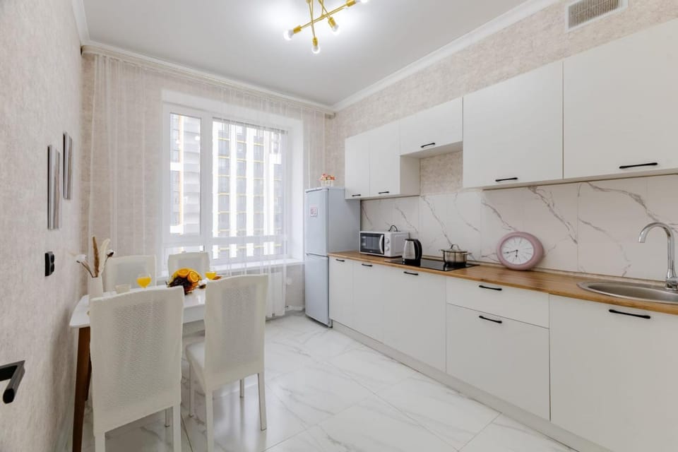 Центр города, ЭКСПО, Астана Арена, Барыс Арена, Ботанический сад Apartment in Kazakhstan