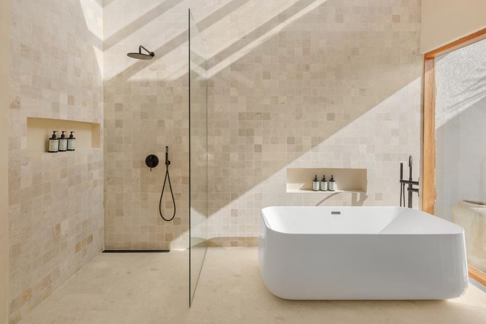 Shower, Bath