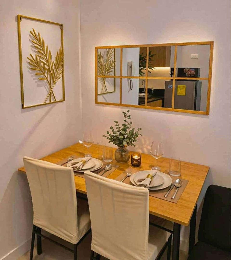 chepeast staycation moa Hotel in Pasay