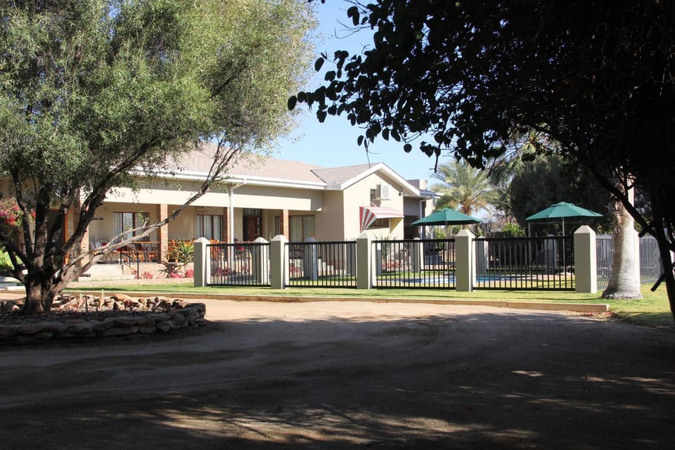 Patio, Facade/entrance, On site, Swimming pool