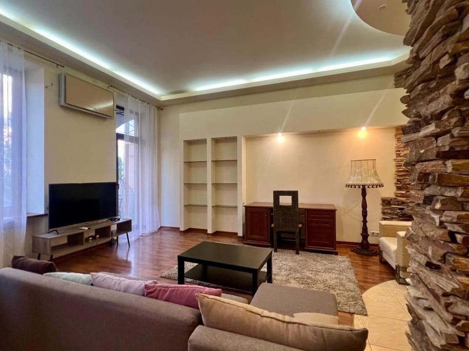 3-Room Apartment in City Center Apartment in Kiev City - Kyiv