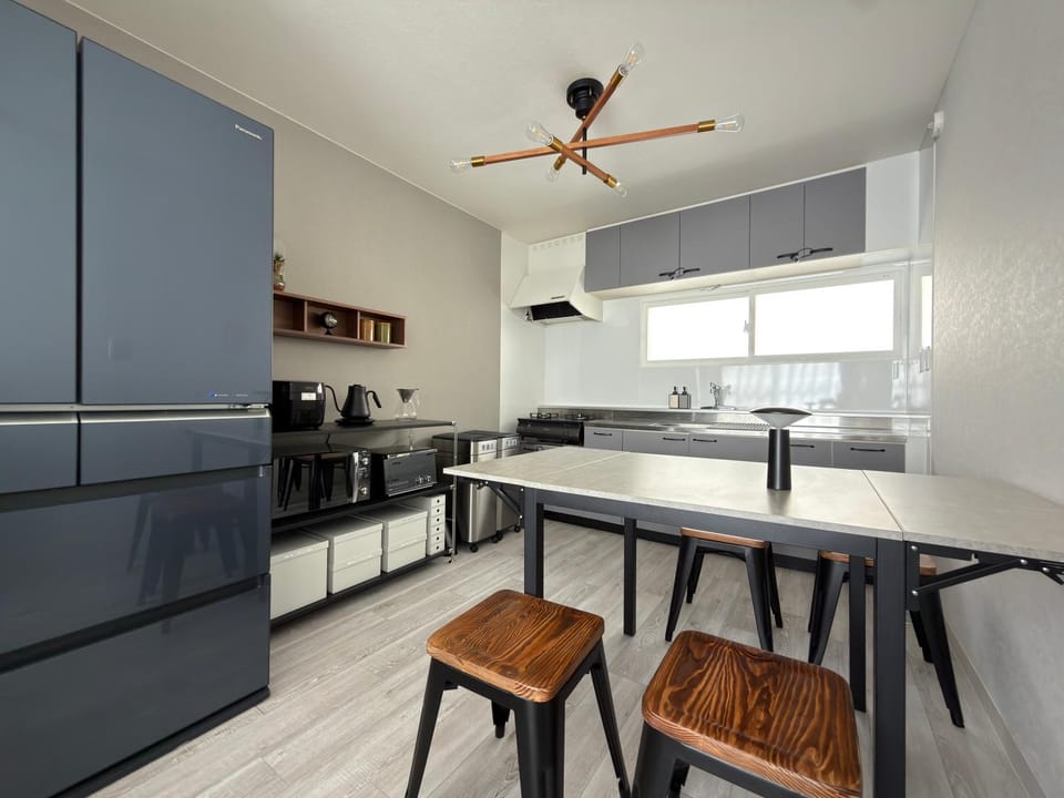 Dining area, Diving