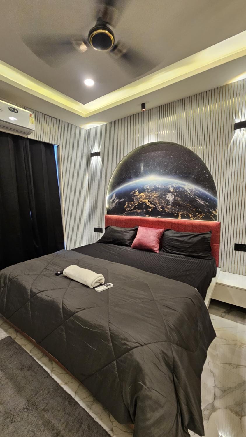 Galaxy blue sapphire studio Apartment in Noida