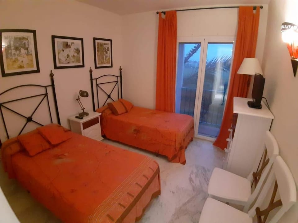 Urbanizacion Playa del Infante, Costa Ballena Apartment in Bajo Guadalquivir