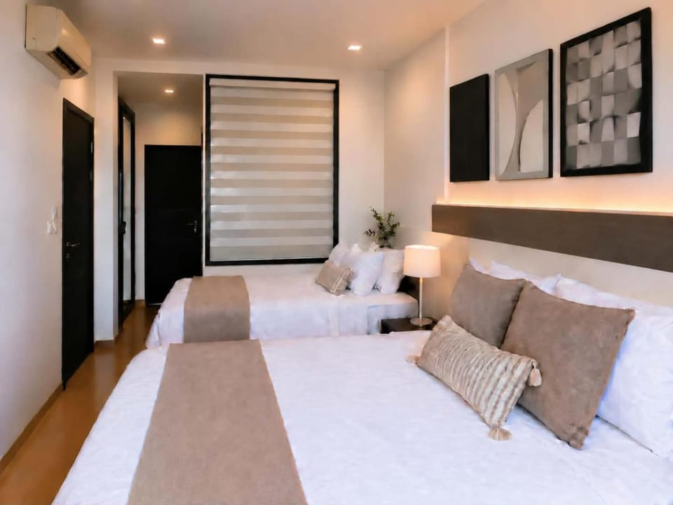 Bed, Bedroom, wardrobe, air conditioner
