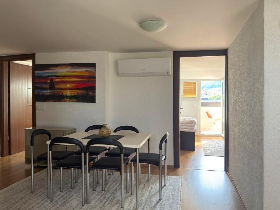 Dining area, air conditioner