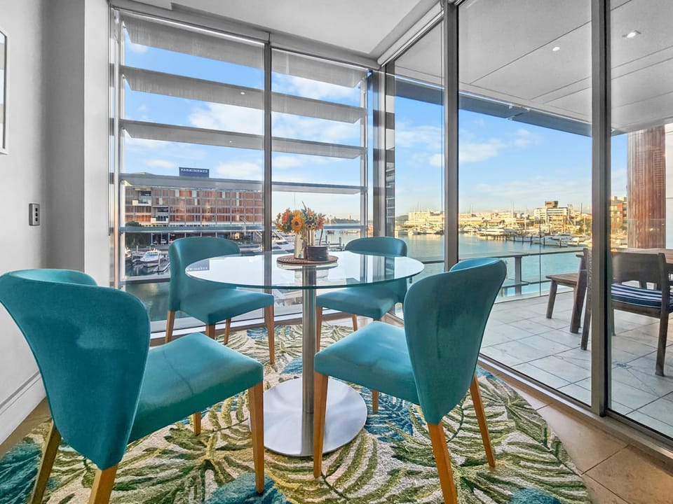 Wynyard Escape I Viaduct 3-Bed Apt I Pool & Gym Apartment in Auckland