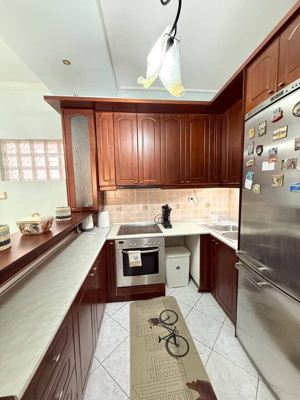 Kitchen or kitchenette, oven, stove