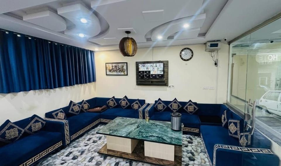 One Ten Hotel Mall Road Murree Hotel in Punjab