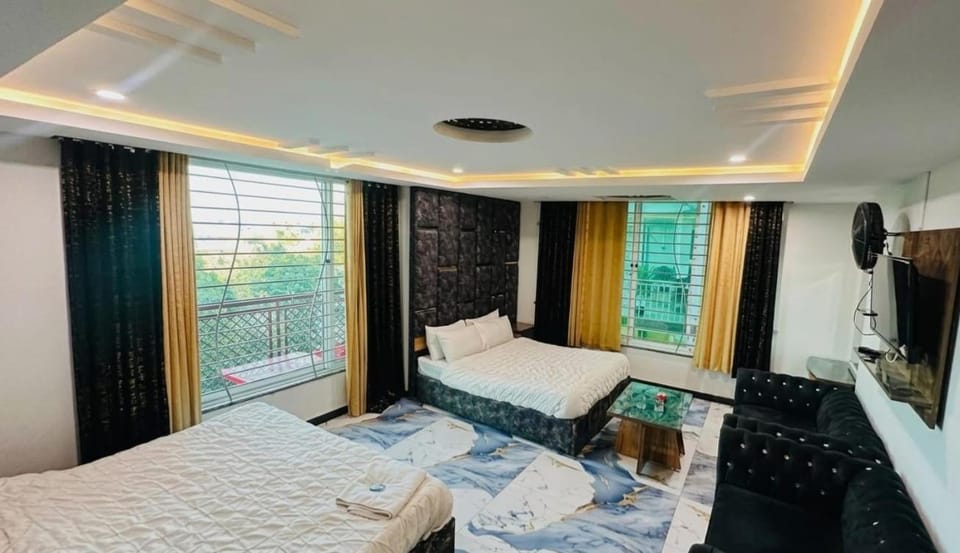 One Ten Hotel Mall Road Murree Hotel in Punjab