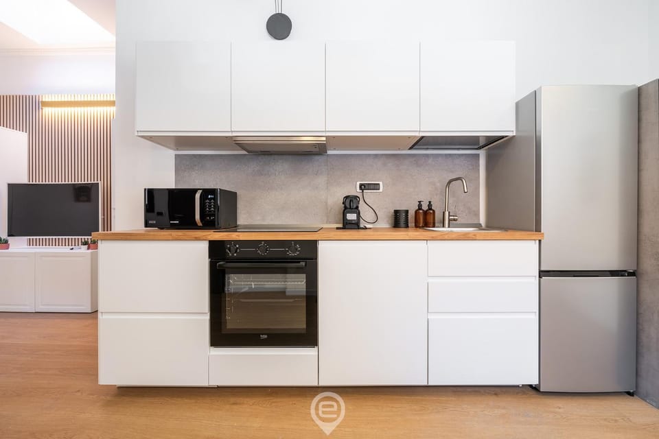 Estay - Repubblica Apartment I City Stay & Fast WiFi Apartment in Cagliari