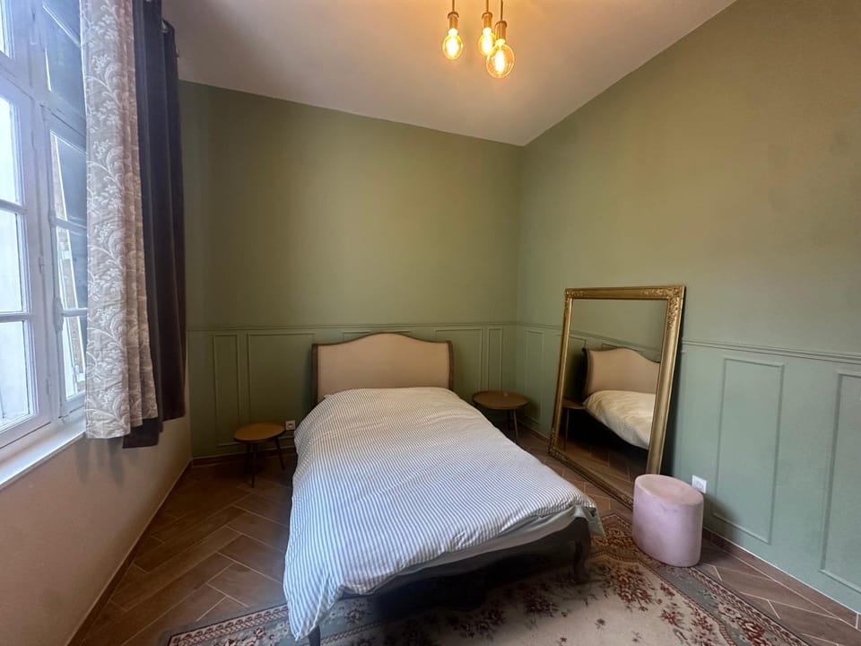 haussmannienS Apartment in Caen