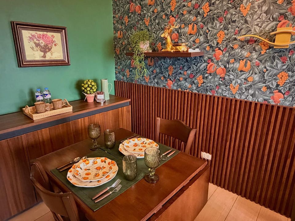 Eastwood City - Botanical Premium Studio Apartment hotel in Pasig