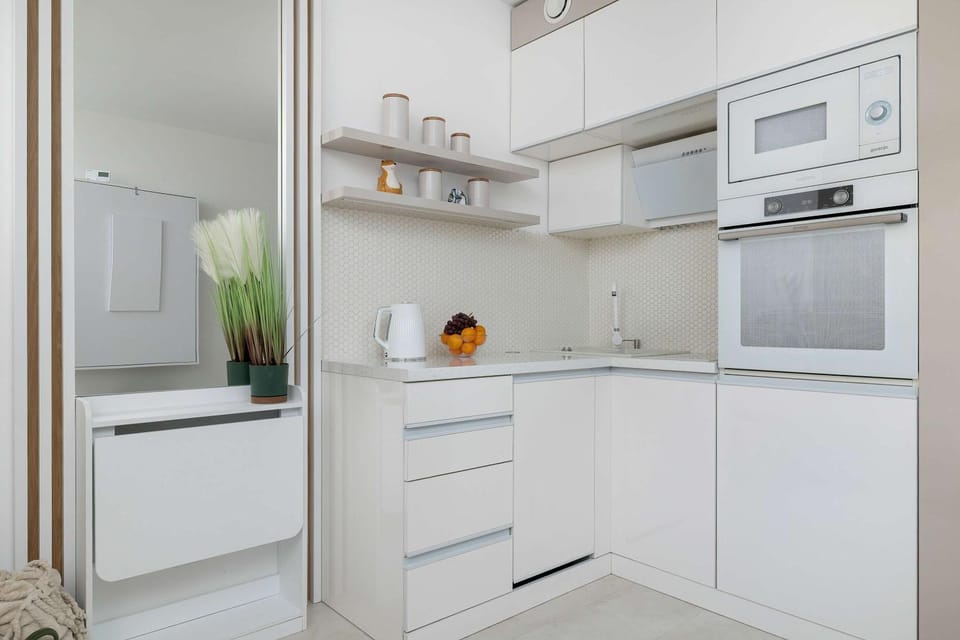 Kitchen or kitchenette, dishwasher, oven, pet friendly, stove