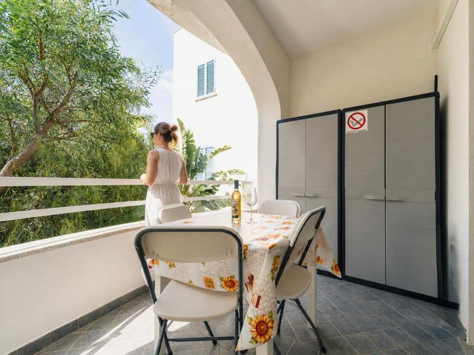 Sunflower / pool / 300m from beach Apartment in La Caletta