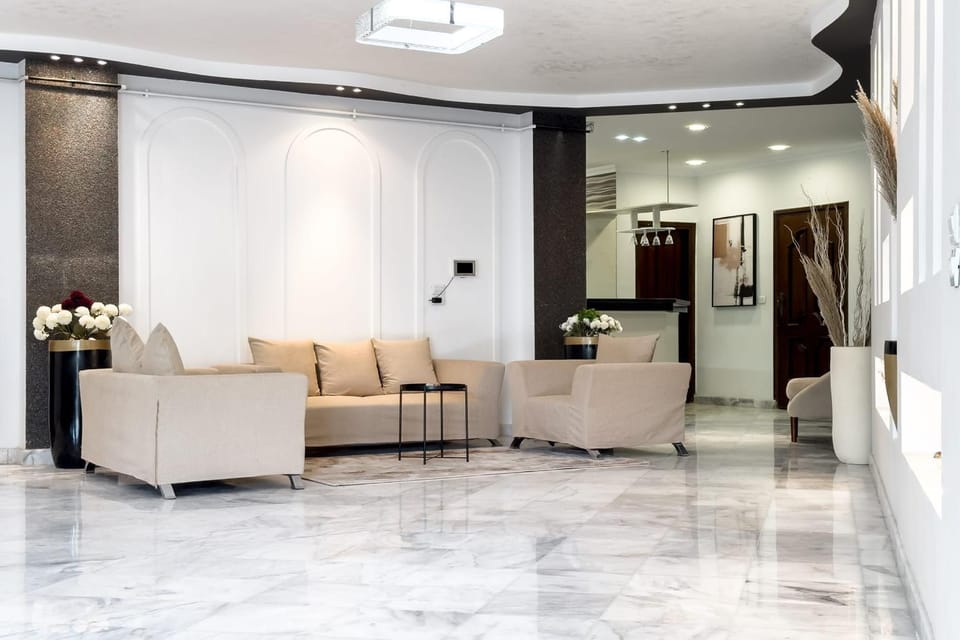 The 2BDR Peridot Apt 15 min to CAI Airport Apartment in New Cairo City