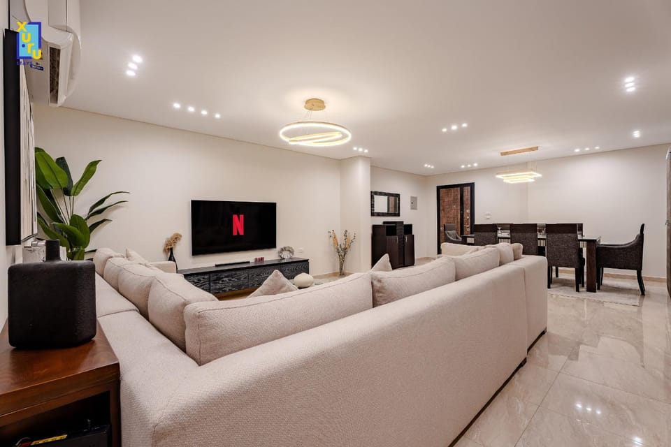 The 2BDR Hidden Gem5 min from CAI Airport Apartment in Cairo Governorate