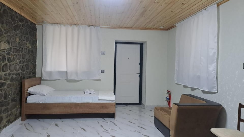 Old Rooms Bed and Breakfast in Azerbaijan