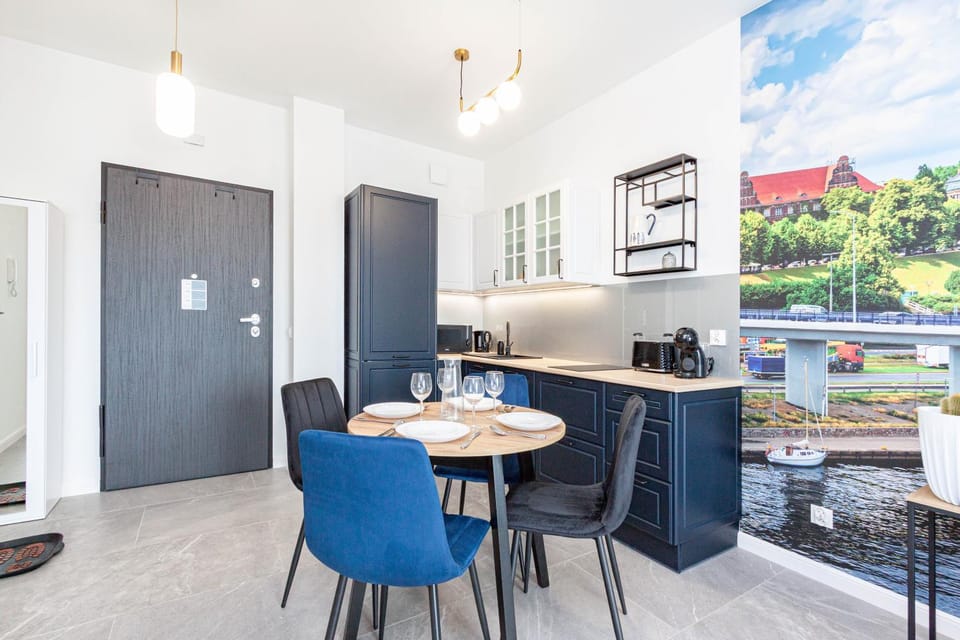 Coffee/tea facilities, Kitchen or kitchenette, microwave, toaster