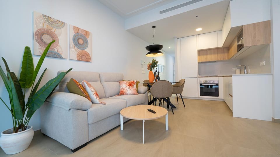 Kitchen or kitchenette, Living room, Seating area, Dining area, oven, stove