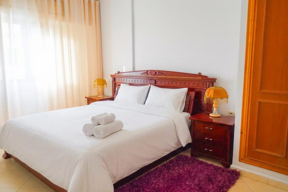 Bed, Photo of the whole room, Bedroom, towels, wardrobe