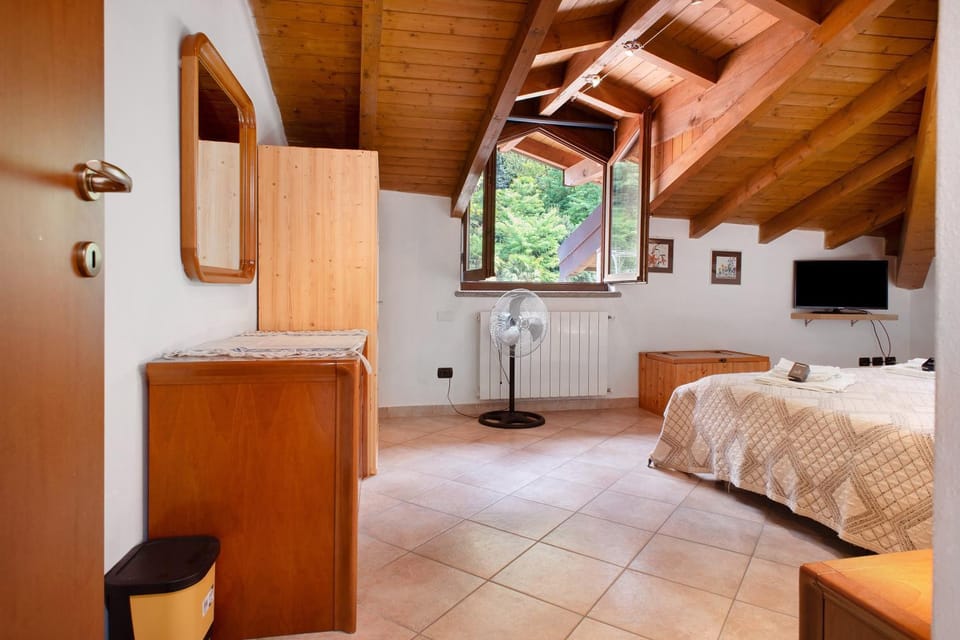 Property building, Living room, Bedroom