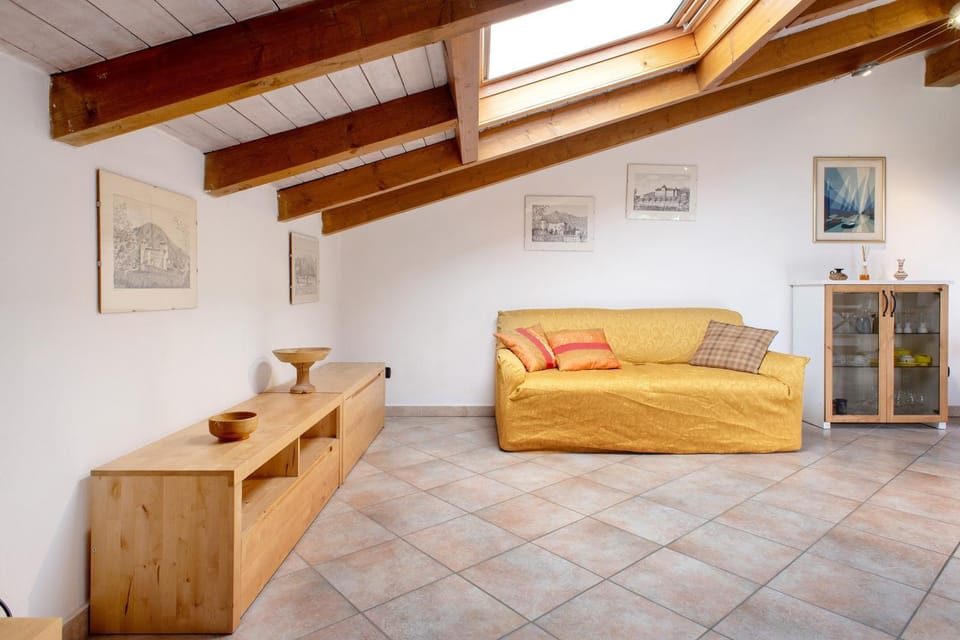 Maison Adriano Lago Maggiore Apartment in Lombardy