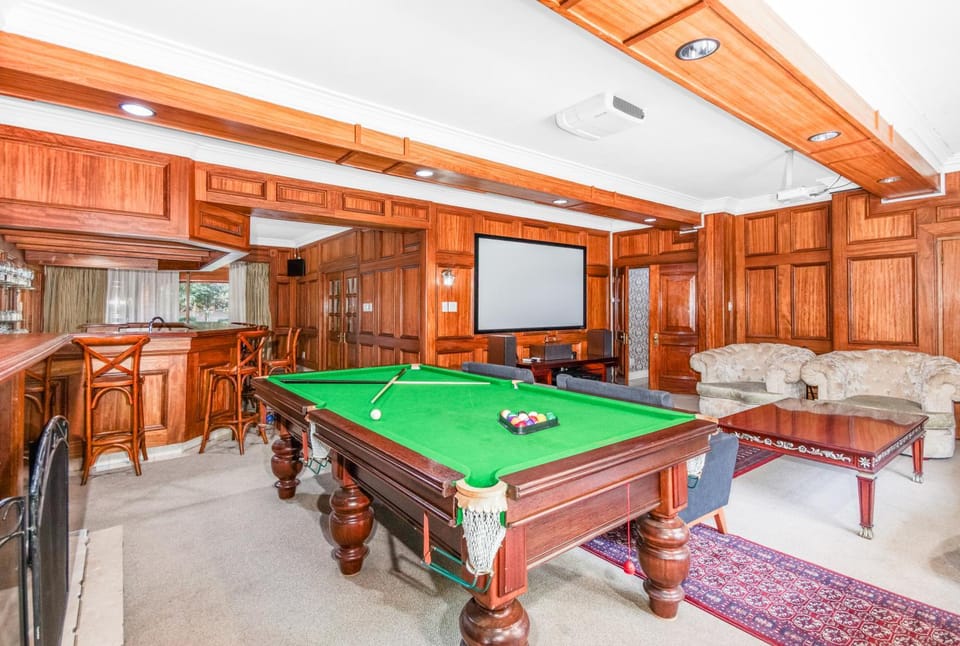 Lounge or bar