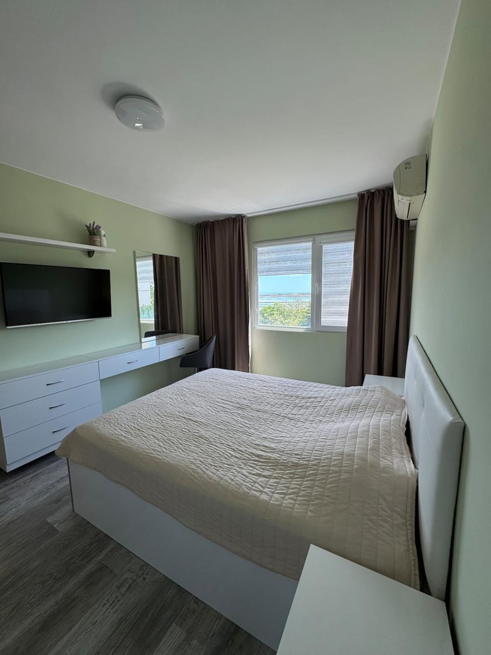 Zornitsa Sunrise Sea view free parking Apartment in Burgas