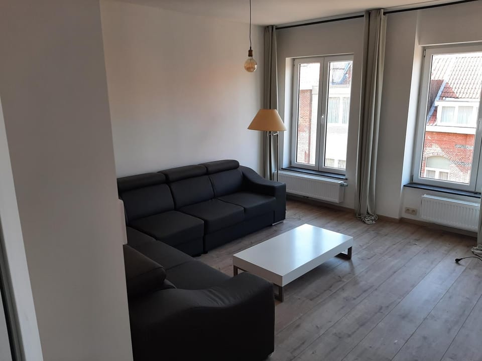 groot app 2e met privé zonneterras Apartment in Ostend