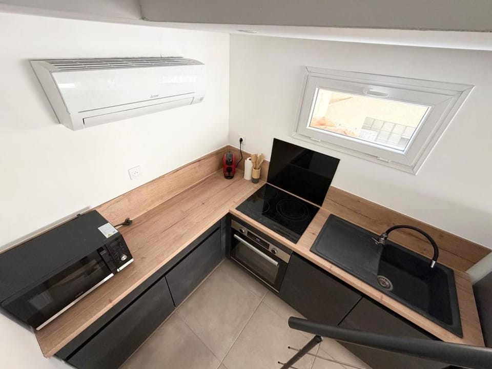 Duplex centre ville, wifi, clim, terrasse Apartment in Perpignan