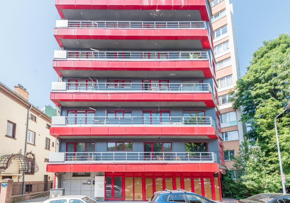 Property building, Day, Parking