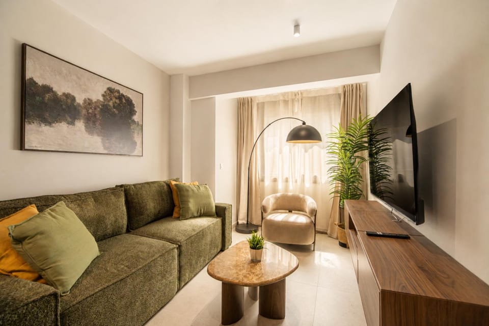 Communal lounge/ TV room