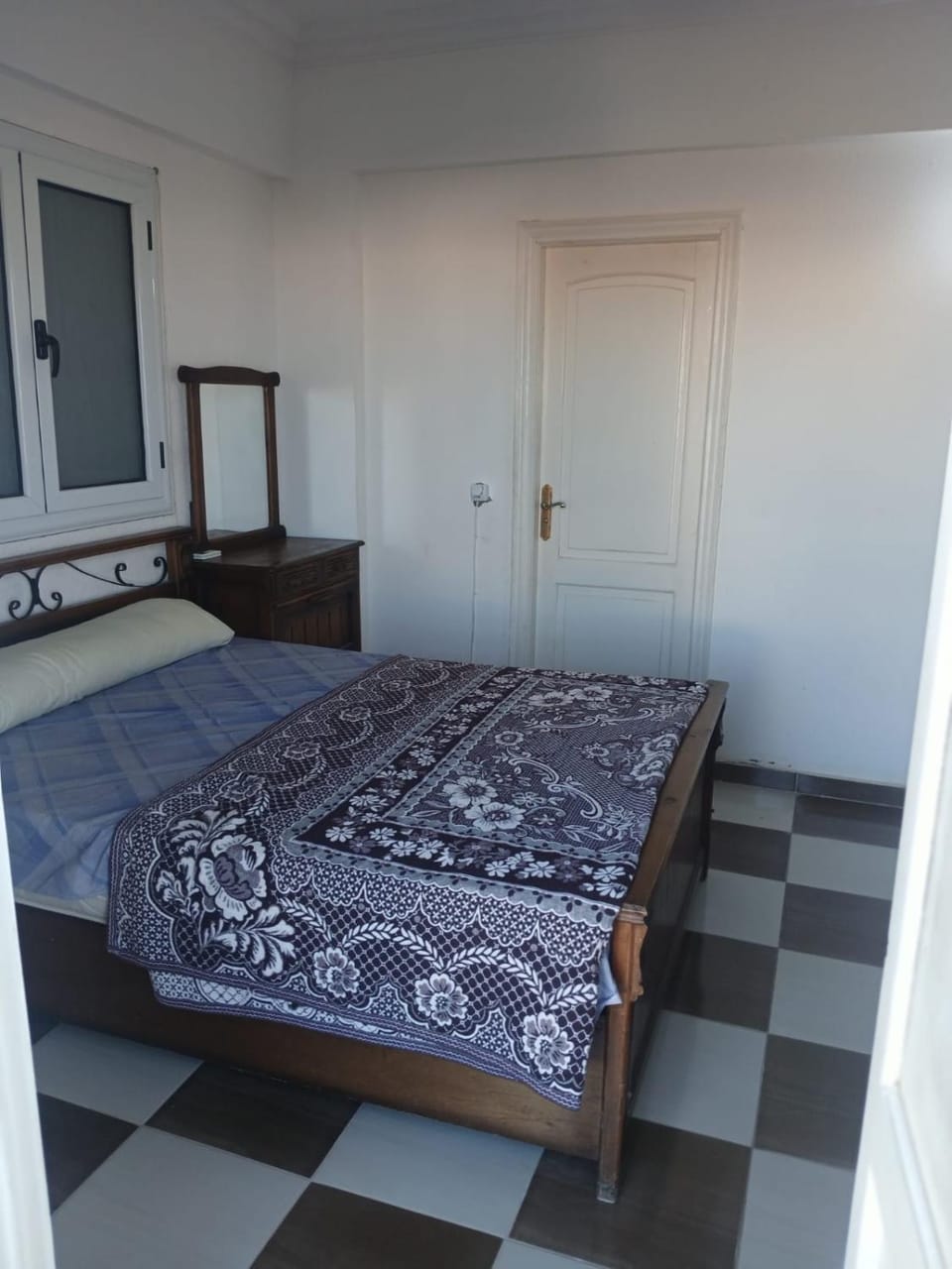 شاليه داخل قريه مصر الجديده كيلو 77 الساحل الشمالى Apartment in Egypt