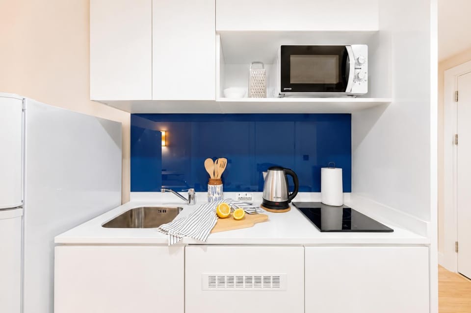 Kitchen or kitchenette, Food and drinks, Food, Drinks, minibar, oven, pet friendly, stove