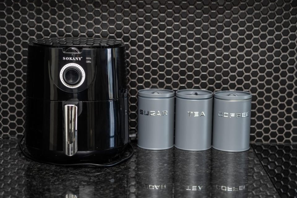 Coffee/tea facilities, Kitchen or kitchenette