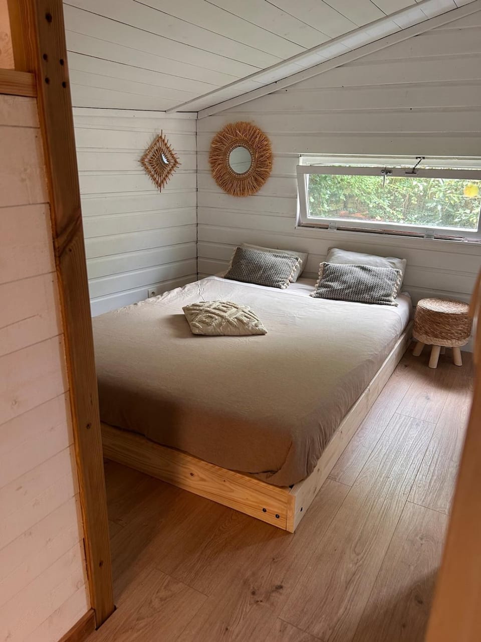 Property building, Bedroom