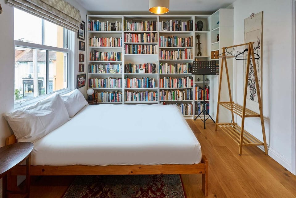 Bed, Decorative detail, Bedroom