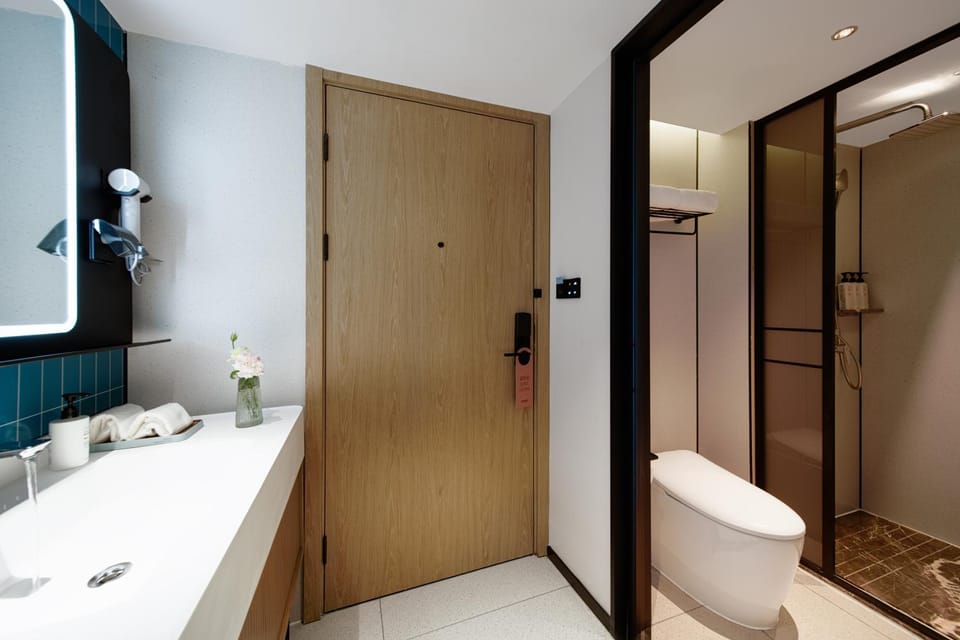 Shower, Bathroom