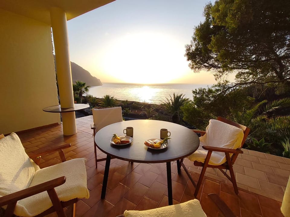 Natural landscape, View (from property/room), Balcony/Terrace