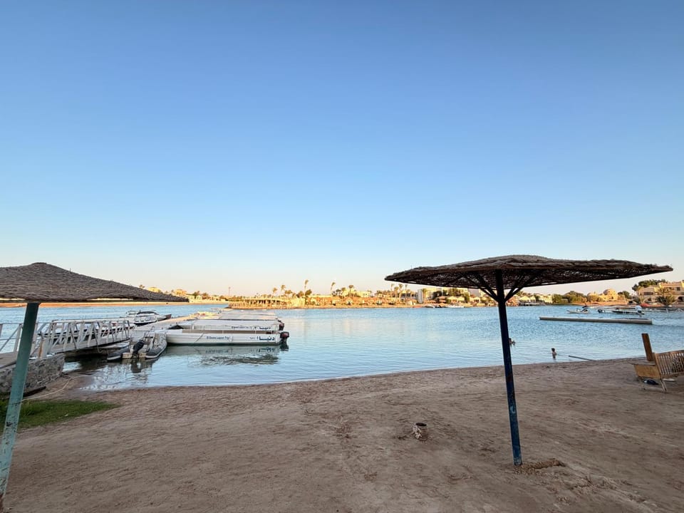 El Gouna Kafr 2-Bedroom Ground-Floor Apartment & WiFi Apartment in Hurghada