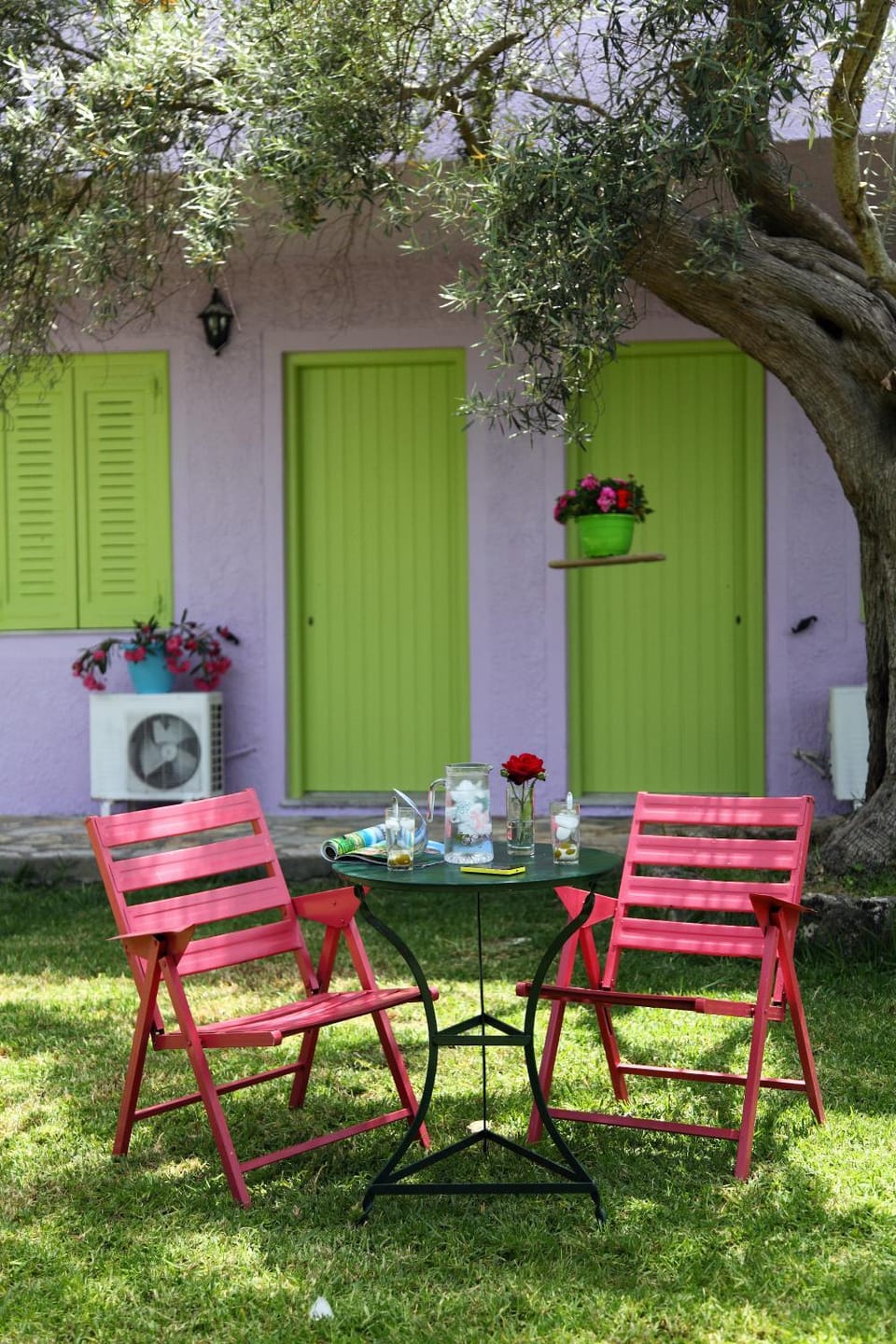 Garden, Seating area, Non alcoholic drinks