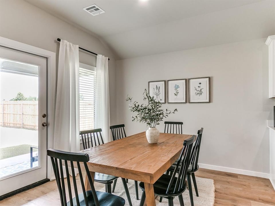 Serene Springs on 85th Country House in Broken Arrow