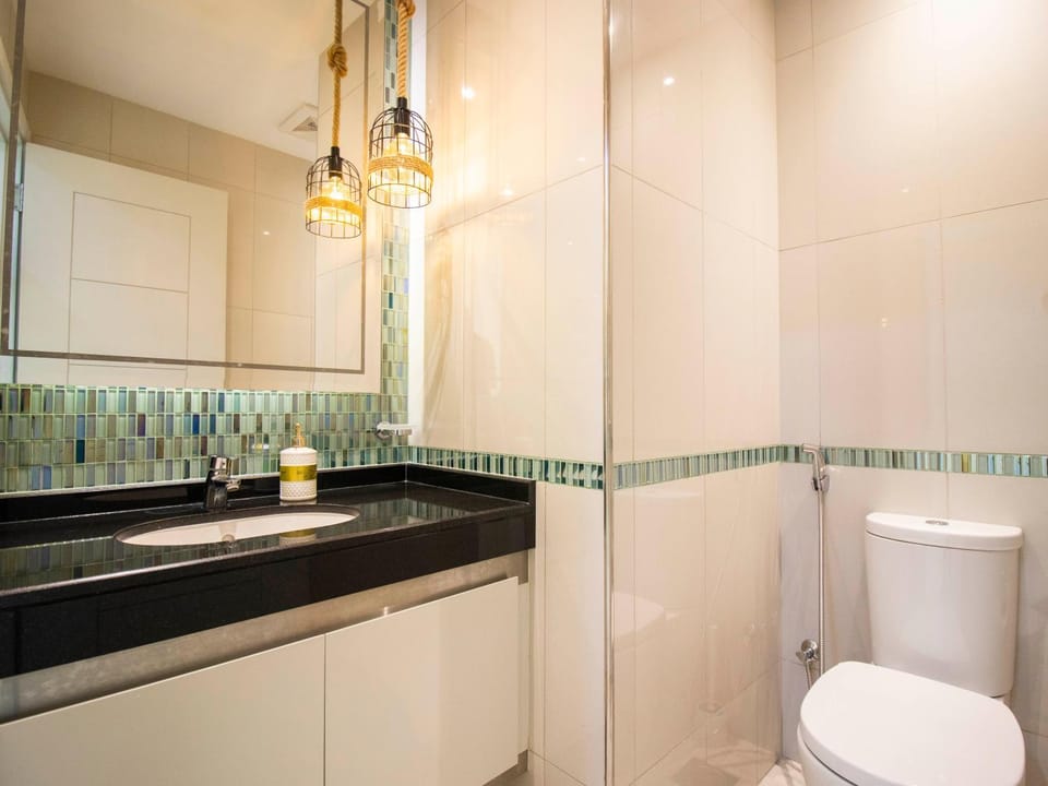 Toilet, Bathroom