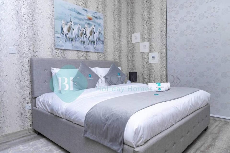 Bloomfields 1BR Silicon Gate DXB Silicon Oasis Apartment in Dubai