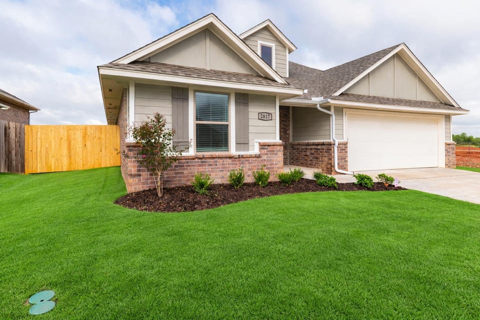 Hazelwood Retreat Comfort, Space & Convenience Country House in Norman