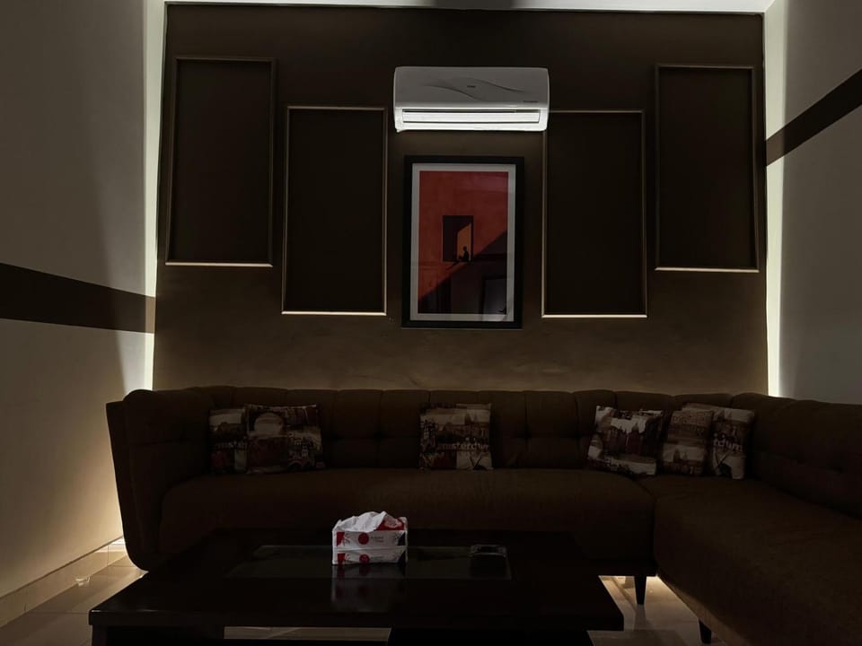 Private & Serene Golf View Apt Phase 7 Apartment hotel in Islamabad