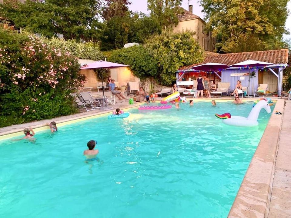 Domaine Bessière vakantiehuis Gîte Aube House in Nouvelle-Aquitaine